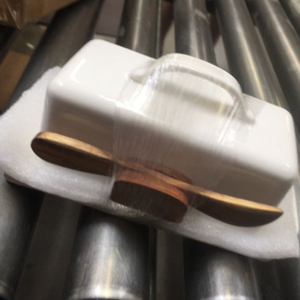 Ceramic Butter Dish Container With Lid And Wooden - Picture 3 of 3